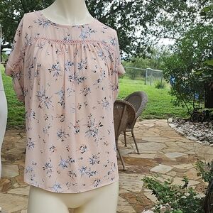 LOFT 2021 Dusty Rose Floral Rayon Blouse Short Sleeves Size M